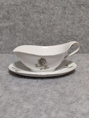 Winterling Finest Bavaria Germany Gravy Boat with attached Plate Silver trim